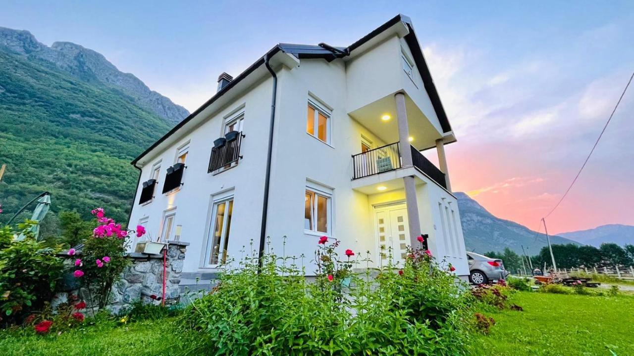 A Breath Of Fresh Air Bed and Breakfast Gusinje Buitenkant foto