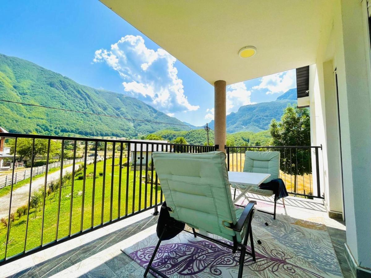 A Breath Of Fresh Air Bed and Breakfast Gusinje Buitenkant foto
