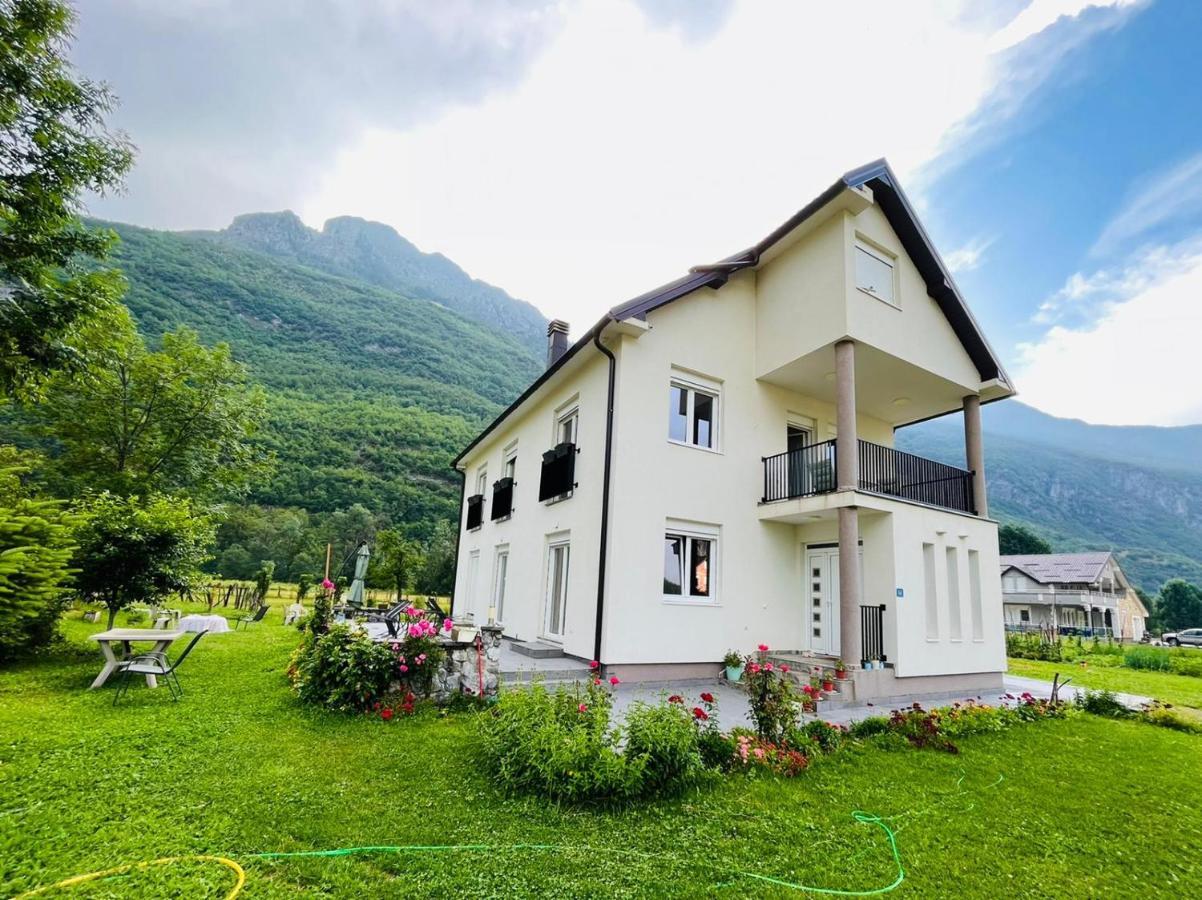 A Breath Of Fresh Air Bed and Breakfast Gusinje Buitenkant foto