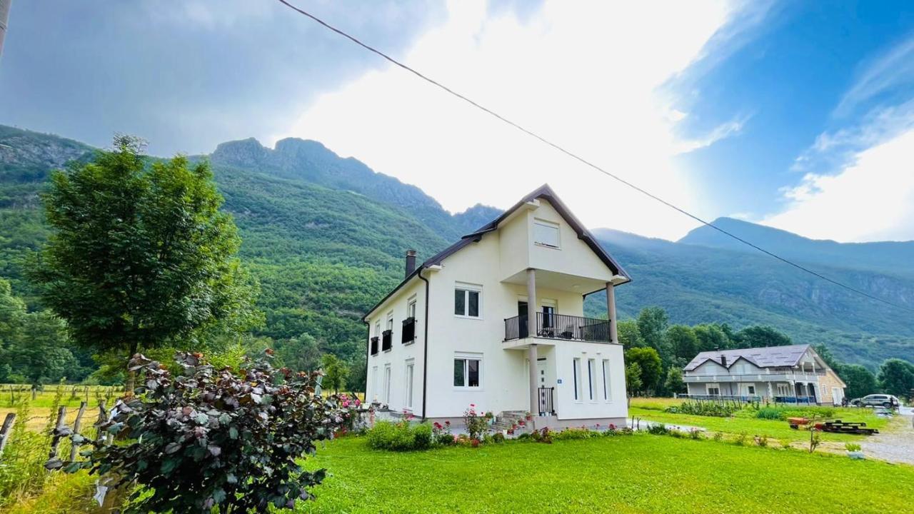 A Breath Of Fresh Air Bed and Breakfast Gusinje Buitenkant foto