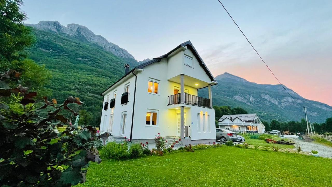 A Breath Of Fresh Air Bed and Breakfast Gusinje Buitenkant foto
