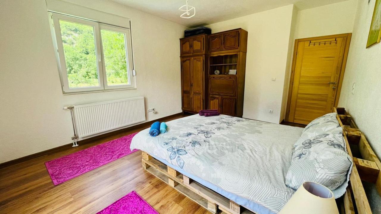 A Breath Of Fresh Air Bed and Breakfast Gusinje Buitenkant foto